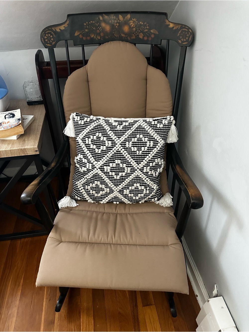 Neutral Tan Rocking Chair Cushion with Black & White Tassel Pillow - Unbranded